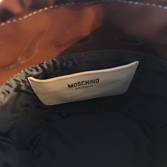 Moschino Drip Logo Bucket Bag - Picture 9 of 9